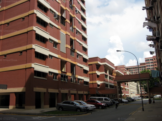 Hougang Avenue 8 thumbnail photo